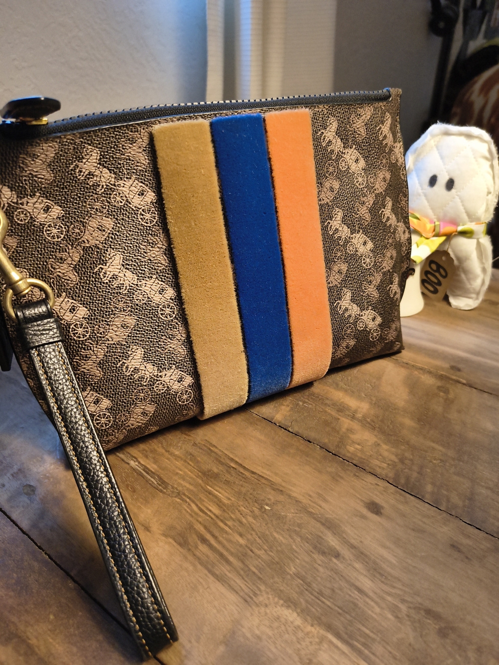 Coach Charlie Pouch ♥️ Horse & Buggy 💙 Velvet Stripes ♥️